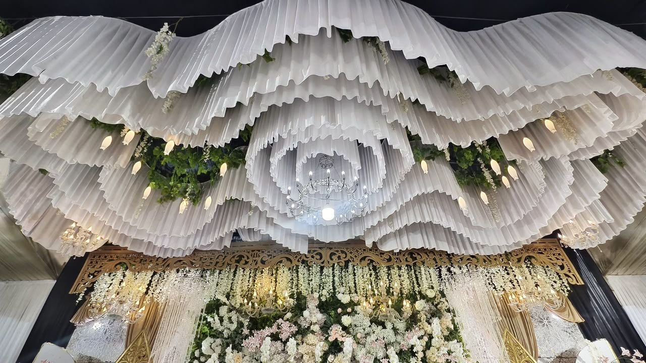 Tenda Plafon Arus